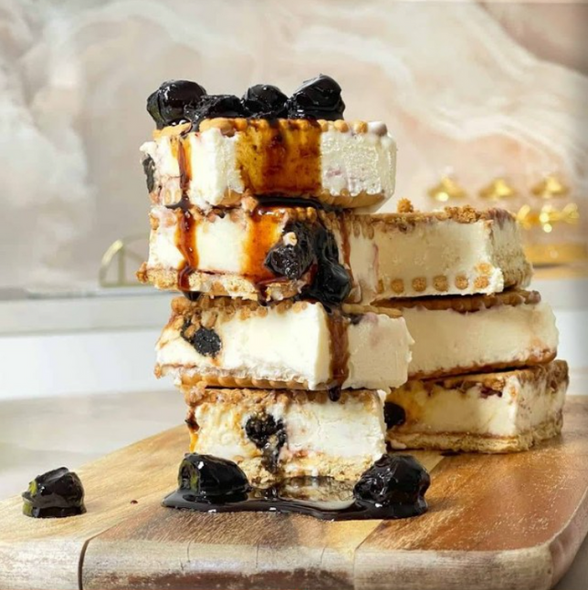 ΣΠΙΤΙΚΟ ΠΑΓΩΤΟ ΣΑΝΤΟΥΪΤΣ